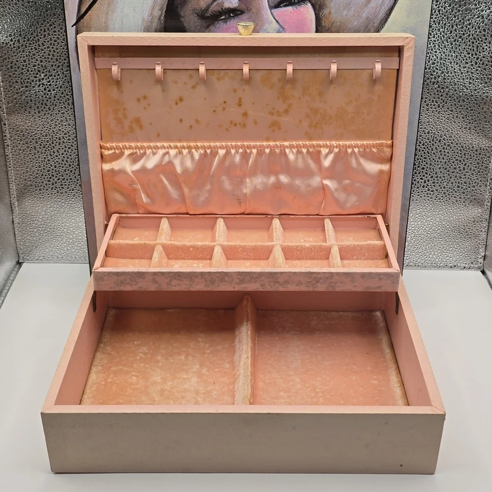 Vintage Lady Buxton Mid Century French Provincial Two Tiered Vintage Jewelry Box